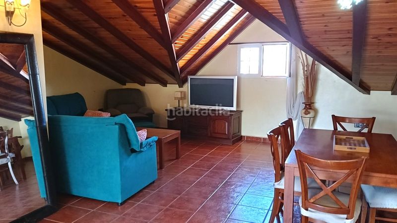 Foto 4657f28c-48e0-4cde-9bd4-ae674abee966. Casa adossada amb aparcament a Xeraco