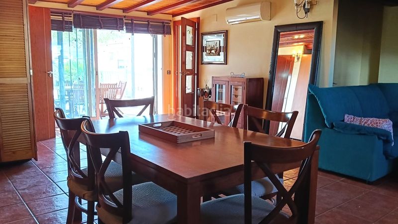 Foto 5f5afa67-848d-4445-9c4b-39942175d209. Casa adossada amb aparcament a Xeraco