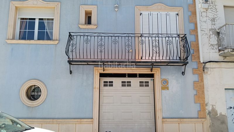 Foto 8ac49f65-c0bb-48c2-adc6-1b1036584c51. Casa adossada amb aparcament a Xeraco