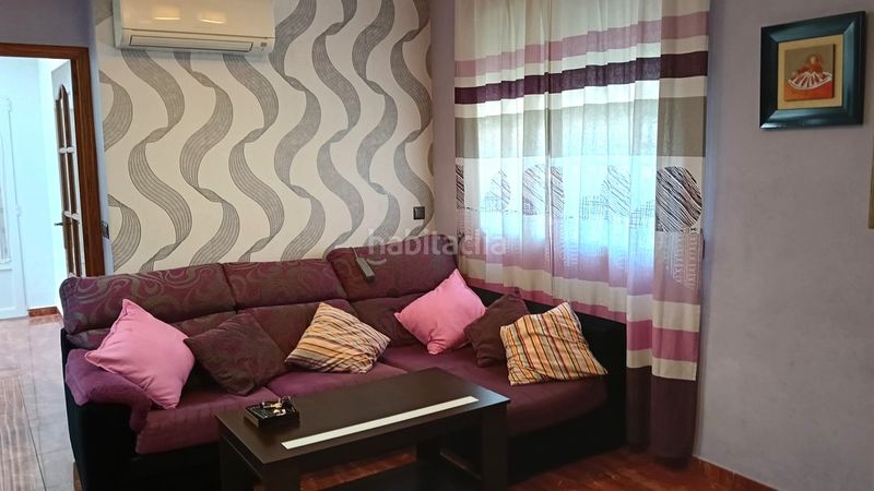 Foto ded34436-5ba3-4349-848f-10bbcb49941a. Casa adossada amb aparcament a Xeraco