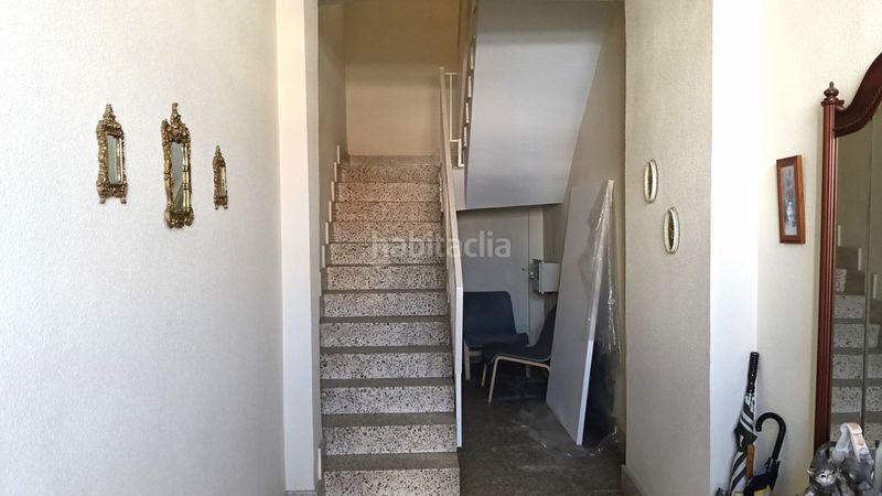 Foto b2c47cf5-a80a-43c0-a0cb-278d309d8a3e. Casa adossada a avenida valencia 41 a Xeraco