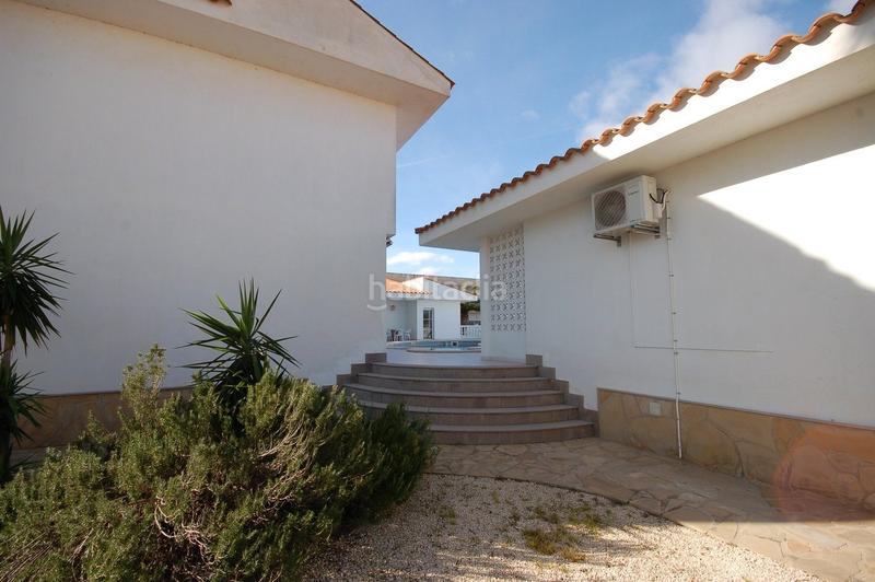 Foto bc31f08d-cf07-4f5a-a0da-1e91c34f422e. Xalet a calle d'Amposta 11 a Eucaliptus - Poble Nou del Delta Amposta