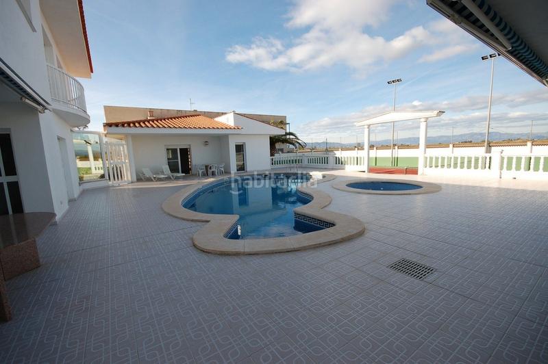 Foto de9b474a-674b-4c6e-a6b2-a1dd5e0e8e7f. Xalet a calle d'Amposta 11 a Eucaliptus - Poble Nou del Delta Amposta