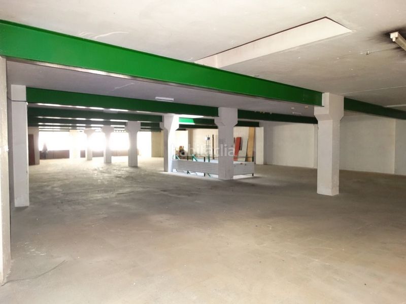 Foto ad818d19-7394-45ca-8dc0-440bd276f407. Local comercial en calle ronda 40 excelente i amplio local comercial en el centro en Amposta