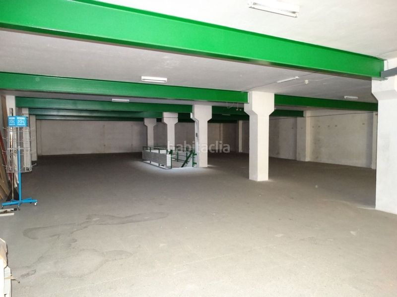 Foto b0ac9bd8-731b-488e-bc47-bb0d18d8ebc6. Local comercial en calle ronda 40 excelente i amplio local comercial en el centro en Amposta