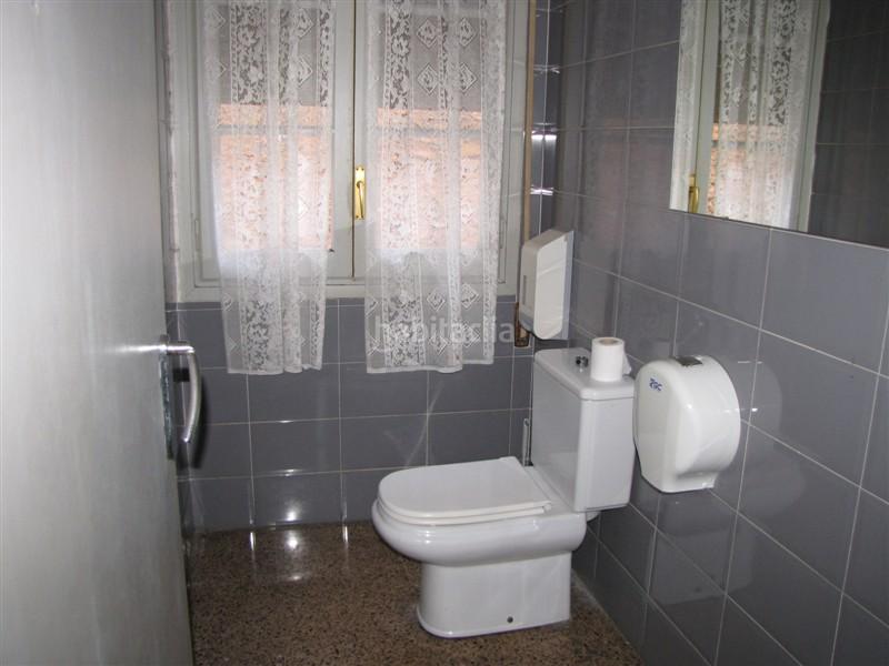 Foto 0d048c4f-26b2-4e66-a908-5f940cb6a4db. Edificio en major 31 hostal en santa barbara en Santa Bàrbara