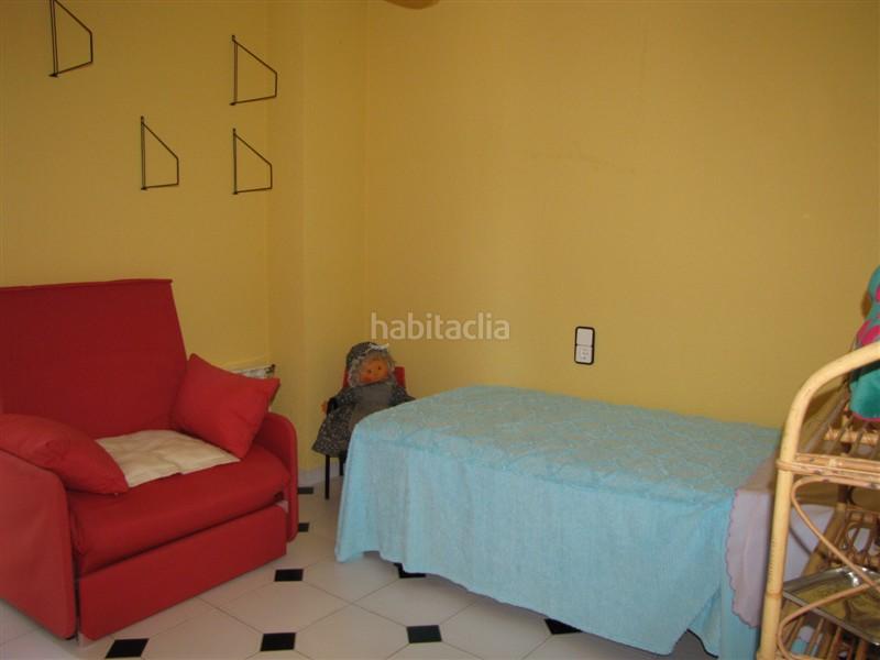 Foto ff173895-ee24-4e47-90d4-1bf69188c19c. Edificio en major 31 hostal en santa barbara en Santa Bàrbara