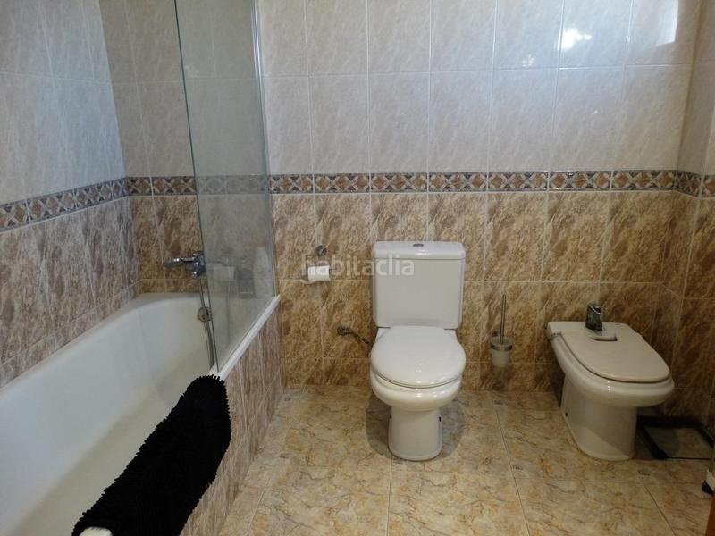 Foto 3327b648-299a-4314-b37d-22d8c8e6a4e5. Casa adossada a estacio de l' 17 a Aldea (L´)