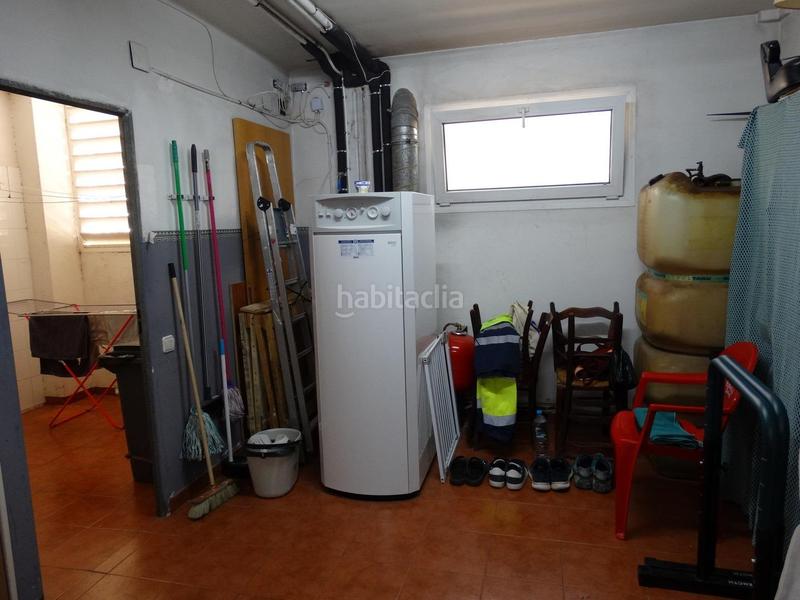 Foto 6807750c-270d-4de9-a16d-6e2f5e20346b. Casa adossada a estacio de l' 17 a Aldea (L´)