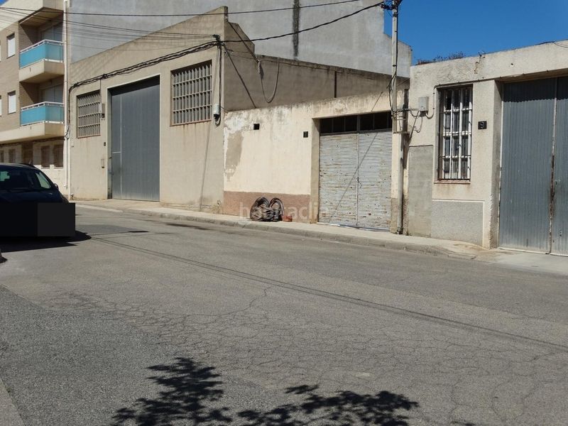 Foto eca20806-f03f-41c5-a69b-a040ca5d9c5e. Local comercial en atenes 7 almacen con acesos a dos calles en Amposta