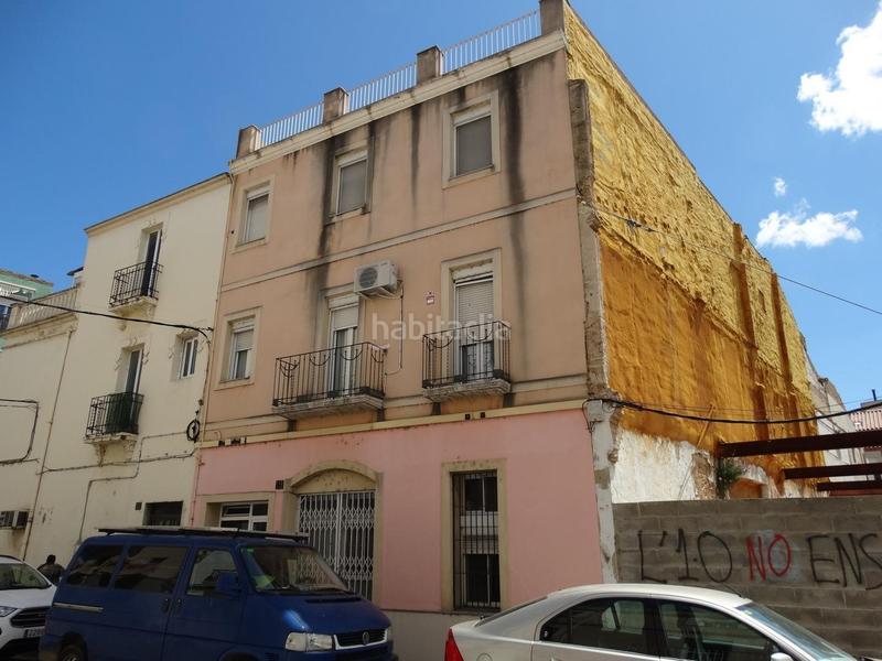 Foto b9adbfad-8865-4427-8809-b54d0264049c. Ático acogedor ático con amplia terraza en ubicación céntrica en Amposta