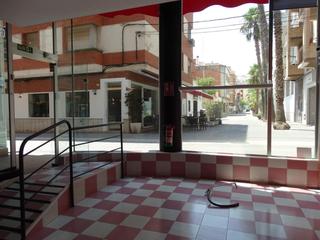 Local Comercial en Carrer de l'estel 38. Local comercial centrico