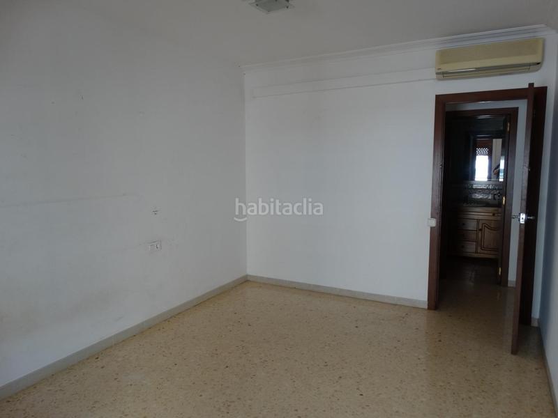 Foto 83e81446-b2d0-4c75-86b4-8d4e10b14c38. Piso en brasil 10 piso con terraza, parking y trastero en Amposta