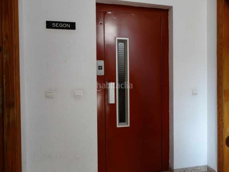 Foto c4d053e2-314a-4b8e-8878-100c56c69537. Pis a Zona Hospital Amposta
