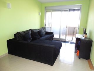Flat  Generalitat 42. Piso centrico con ascensor, parking y terraza en laldea