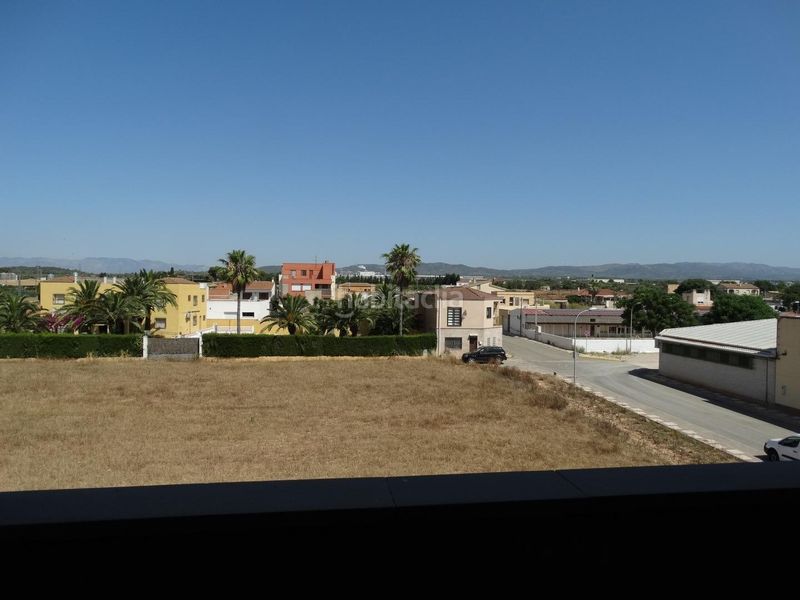 Foto a5cddc64-b69e-4393-8ab4-a598502306d5. Pis amb aparcament a Aldea (L´)