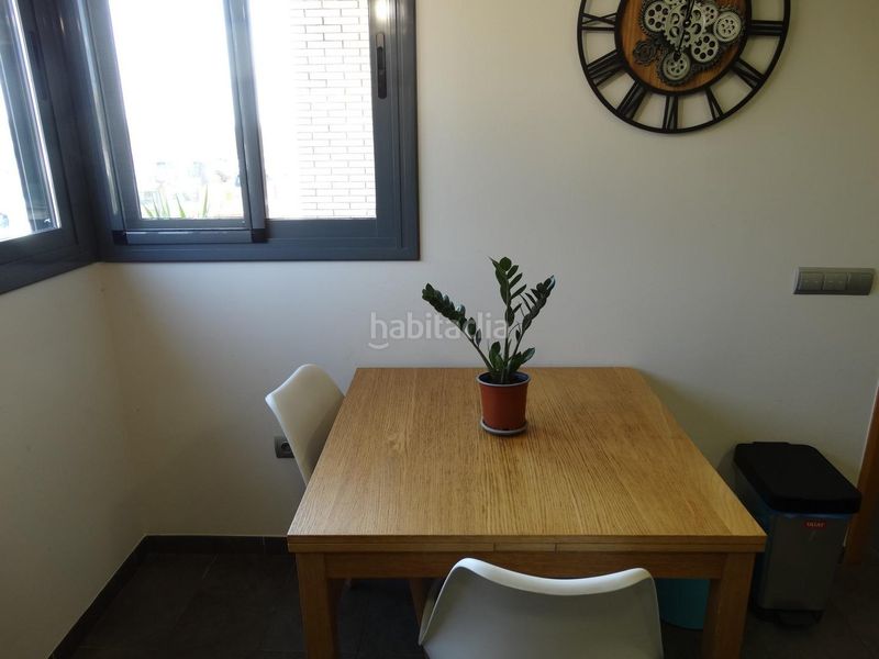 Foto 611ce260-e5b1-421e-a75a-baf96e6de254. Casa adossada amb aparcament a Aldea (L´)