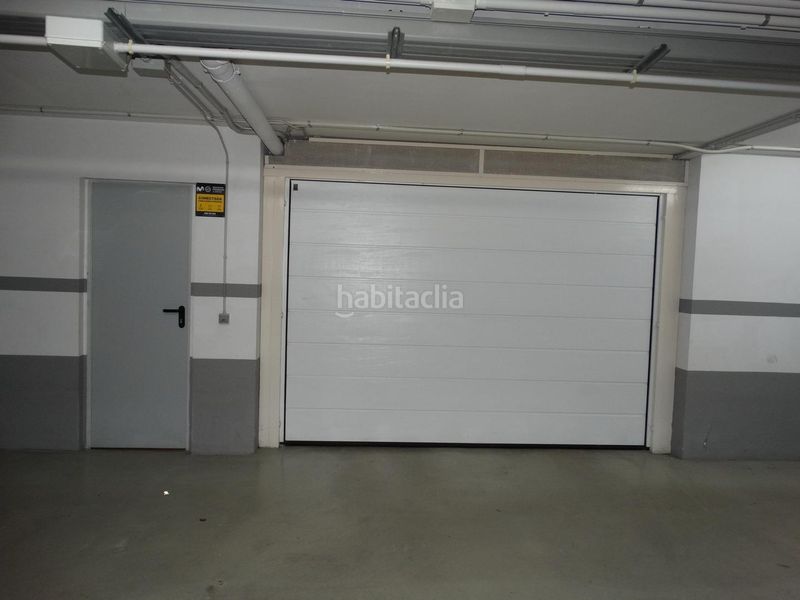 Foto d33aee89-65d6-43ab-8643-4c2b048882cb. Casa adossada amb aparcament a Aldea (L´)