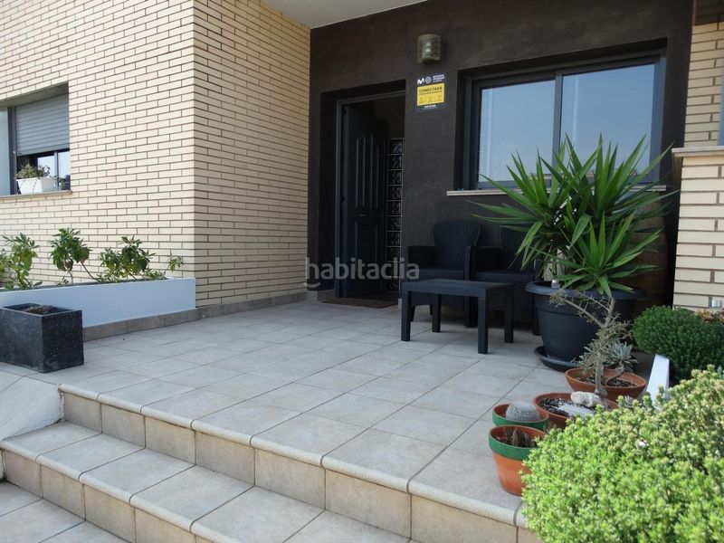 Foto eb124815-972f-4d21-b063-097429eb186e. Casa adossada amb aparcament a Aldea (L´)