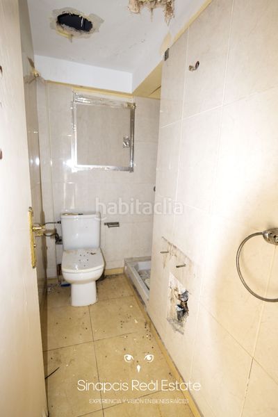 Foto 1bc0534a-938f-4d36-9ac9-291222456568. Casa amb xemeneia aparcament piscina a Bellamar Castelldefels