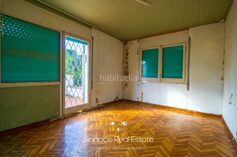 Foto 87ae46f7-9403-4c6b-9b69-ad5a56a5dae3. Casa amb xemeneia aparcament piscina a Bellamar Castelldefels