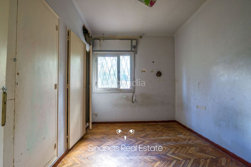 Foto f5e2e8a2-f95b-4838-9b76-2d8d22b4007e. Casa amb xemeneia aparcament piscina a Bellamar Castelldefels