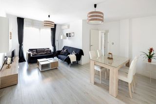 Location Appartement  Carrer de pi i margall 18