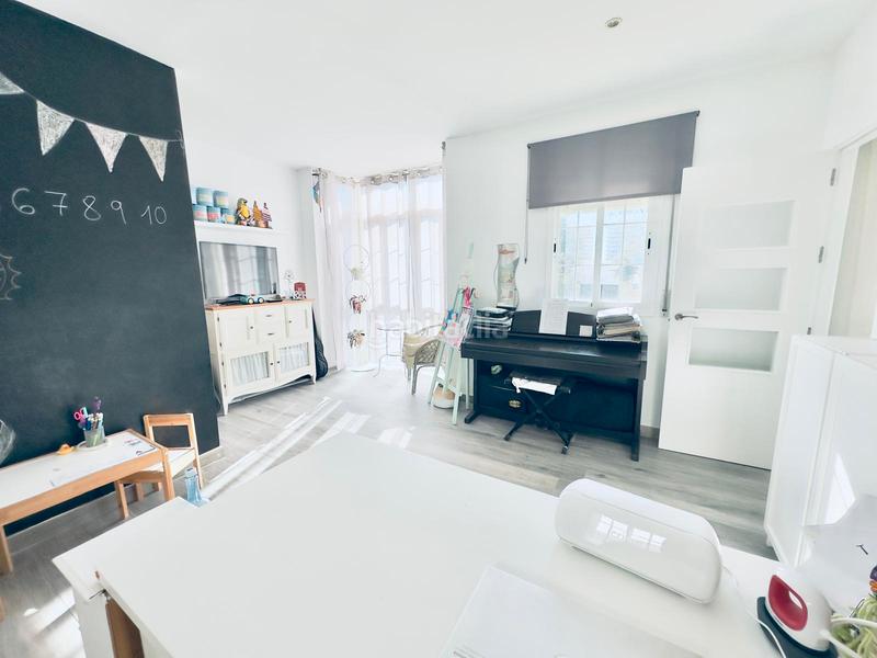 Foto e90fb832-1082-43e3-b448-29bf2268b443. Casa adossada amb aparcament a Punta Umbría