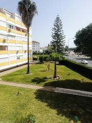 Apartament  Avenida de punta umbria 46. Gran apartamento en la urbanización los pinos