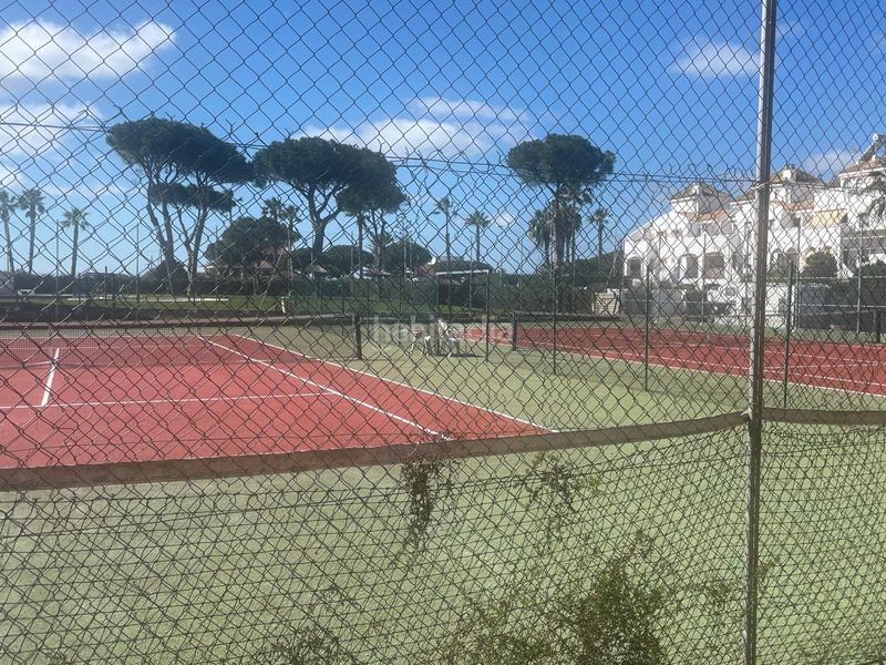Foto 229a7b47-b1c2-48e3-bad0-e0c48b6ec5ea. Apartament amb aparcament piscina a El Portil