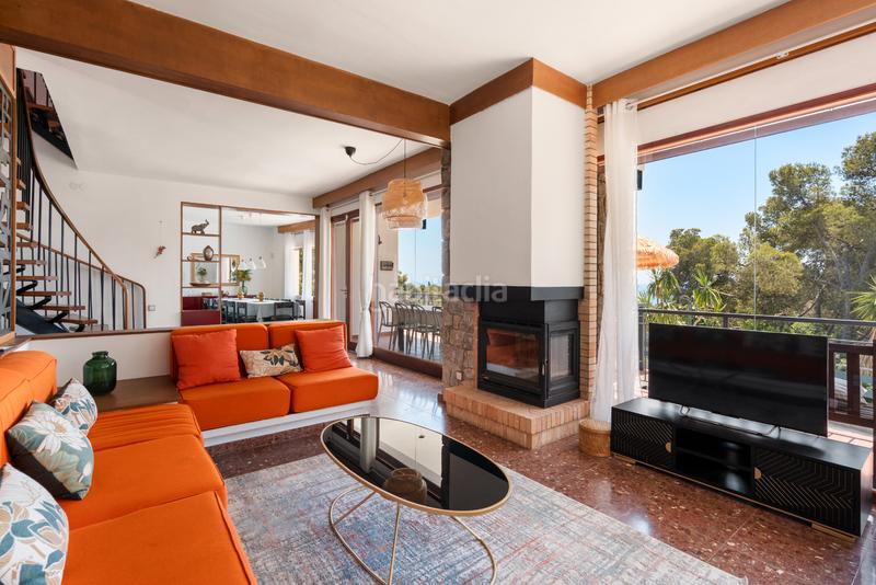 Foto c92615ad-a426-4132-9077-2ef2c5ccd610. Alquiler casa hermosa casa en alquiler en Bellamar Castelldefels