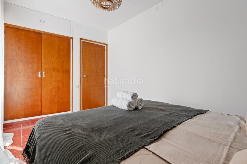 Foto 4da43ca8-d762-42c3-af9b-0355743019ba. Lloguer casa amb xemeneia aparcament piscina a Bellamar Castelldefels