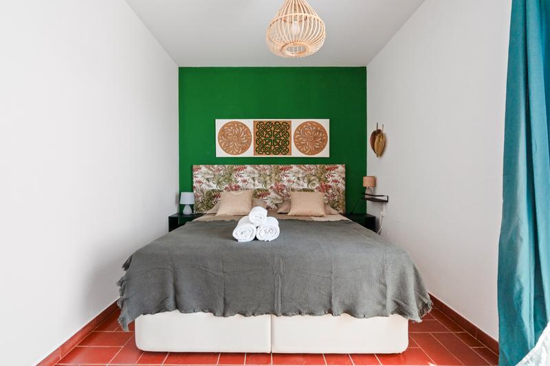 Foto 565d2aaf-f7d0-47cb-b590-3ad618bc01fc. Lloguer casa amb xemeneia aparcament piscina a Bellamar Castelldefels