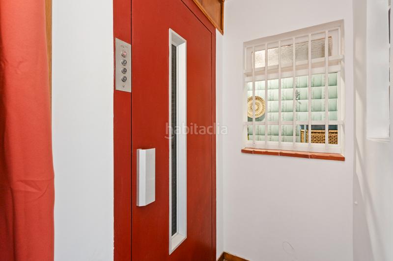 Foto 57acf84d-9b81-494a-a065-7a647075aca4. Lloguer casa amb xemeneia aparcament piscina a Bellamar Castelldefels