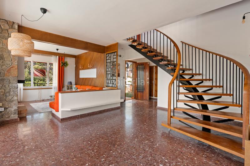 Foto 6f74388d-944b-444d-8417-b00399a9b802. Miete haus mit kamin parking pool in Bellamar Castelldefels