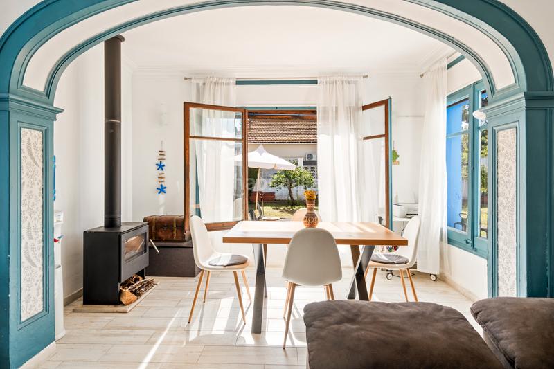 Foto a9f0b76e-894d-4651-9944-a580c06f3972. Affitto casa con camino in Les Botigues Castelldefels