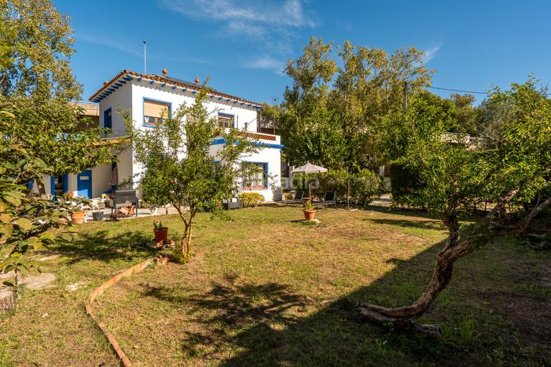 Foto 227d291f-669e-4242-9c01-ba674146f6a3. Location maison avec cheminée dans Les Botigues Castelldefels