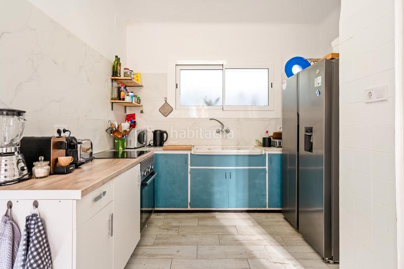 Foto 7cbbb685-c6f0-414f-b599-1daf62144129. Location maison avec cheminée dans Les Botigues Castelldefels