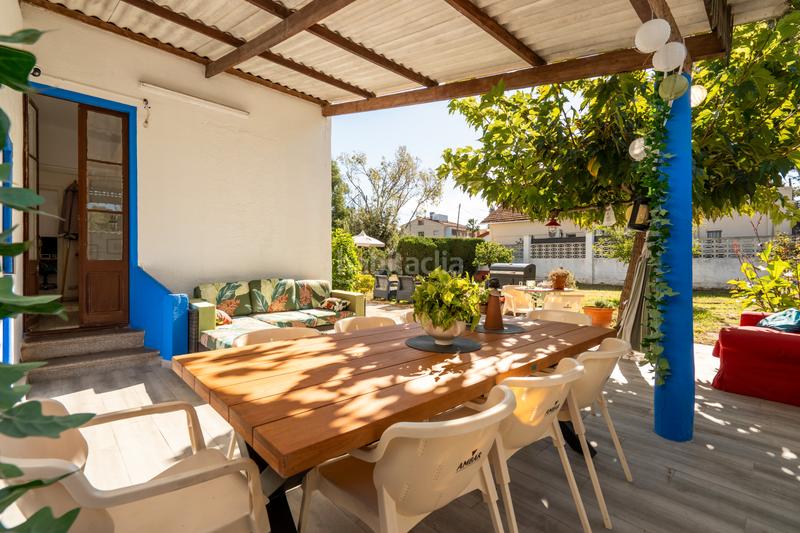 Foto 33aa0202-b8db-4510-89e7-4360a4f1c446. Rent house with fireplace in Les Botigues Castelldefels