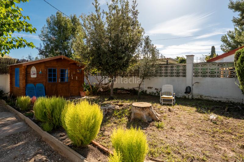 Foto 722fc030-6e2c-43ef-9af8-ea28ac866907. Rent house with fireplace in Les Botigues Castelldefels