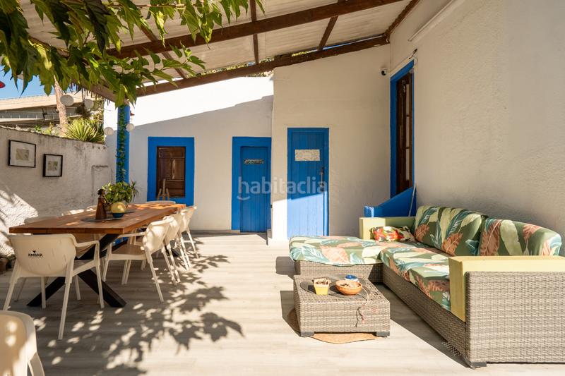 Foto ad68873c-e771-48e0-9cbb-1e967d8fa228. Rent house with fireplace in Les Botigues Castelldefels