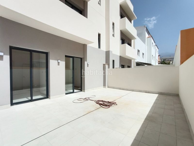 Foto 2a85f606-d27b-4112-a081-d389a78bb49e. Apartament amb piscina a Playa de San Juan Guía de Isora