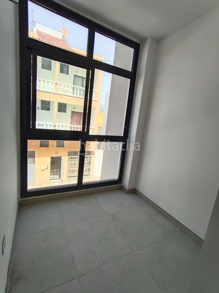Foto 35bf744f-490c-4ad4-80fc-b57a77b04925. Apartament amb piscina a Playa de San Juan Guía de Isora