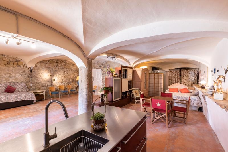 Foto 1a76fffe-8e0a-4e55-96bc-dd46e53e9356. Édifice dans Centre Igualada