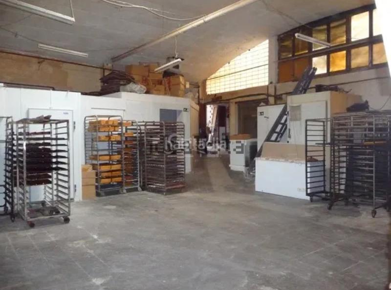 Foto faebac92-46e5-42c4-9b68-e1657fb3c6ce. Nau industrial a Congrés - Indians Barcelona