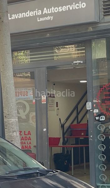 Foto 74feaf92-2d92-4374-8244-f99e1d7b8211. Local comercial amb calefacció a Sants Barcelona