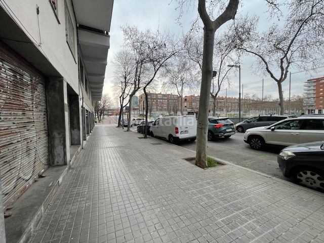 Foto 3a808c0f-acbc-4d9e-8311-e13fd5cad9c1. Local comercial amb calefacció a Sant Martí de Provençals Barcelona