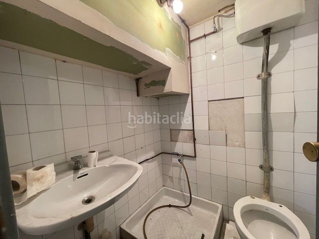 Foto e41808e7-c231-41a4-a773-6b17f69c01a5. Local comercial amb calefacció a Sant Martí de Provençals Barcelona