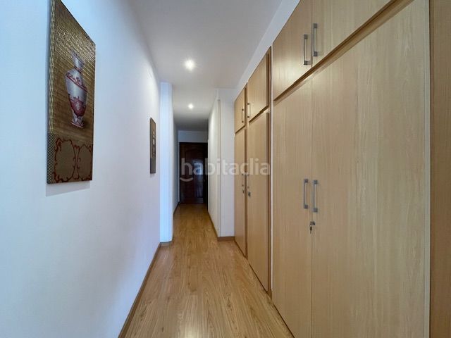 Foto b36693f9-78cb-4721-9302-da7c5325caab. Pis a Sagrada Família Barcelona