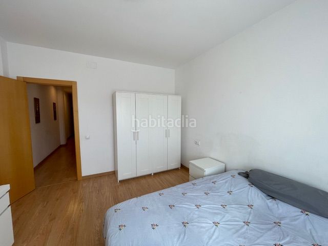 Foto f2bf63f9-e96f-4668-acd7-c41ceb8257bb. Pis a Sagrada Família Barcelona